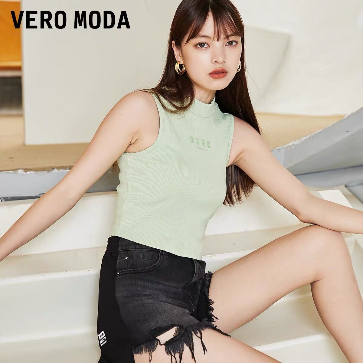 Áo croptop Vero moda màu xanh size S