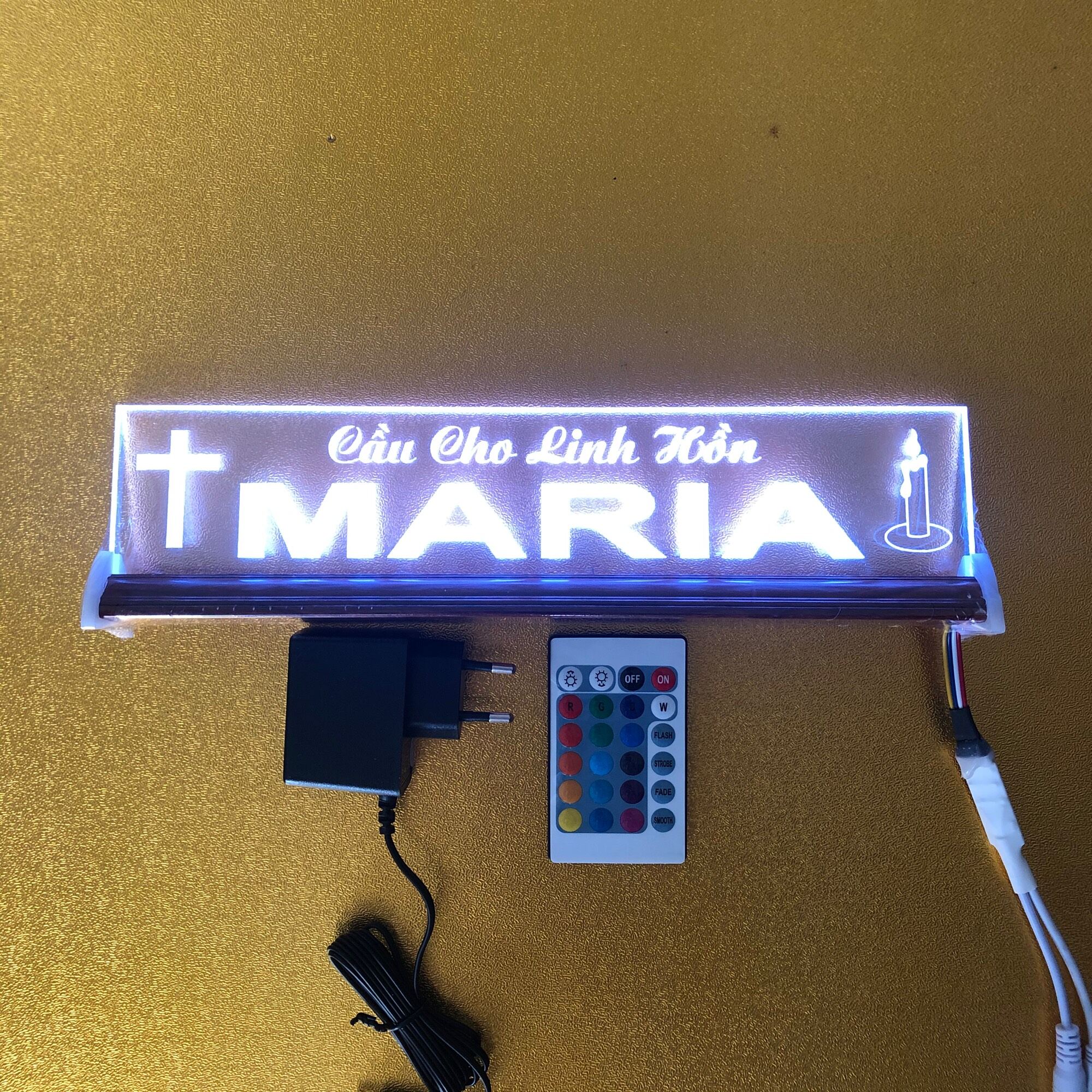 Chữ điện : CCLH MARIA (9x30cm) để bàn