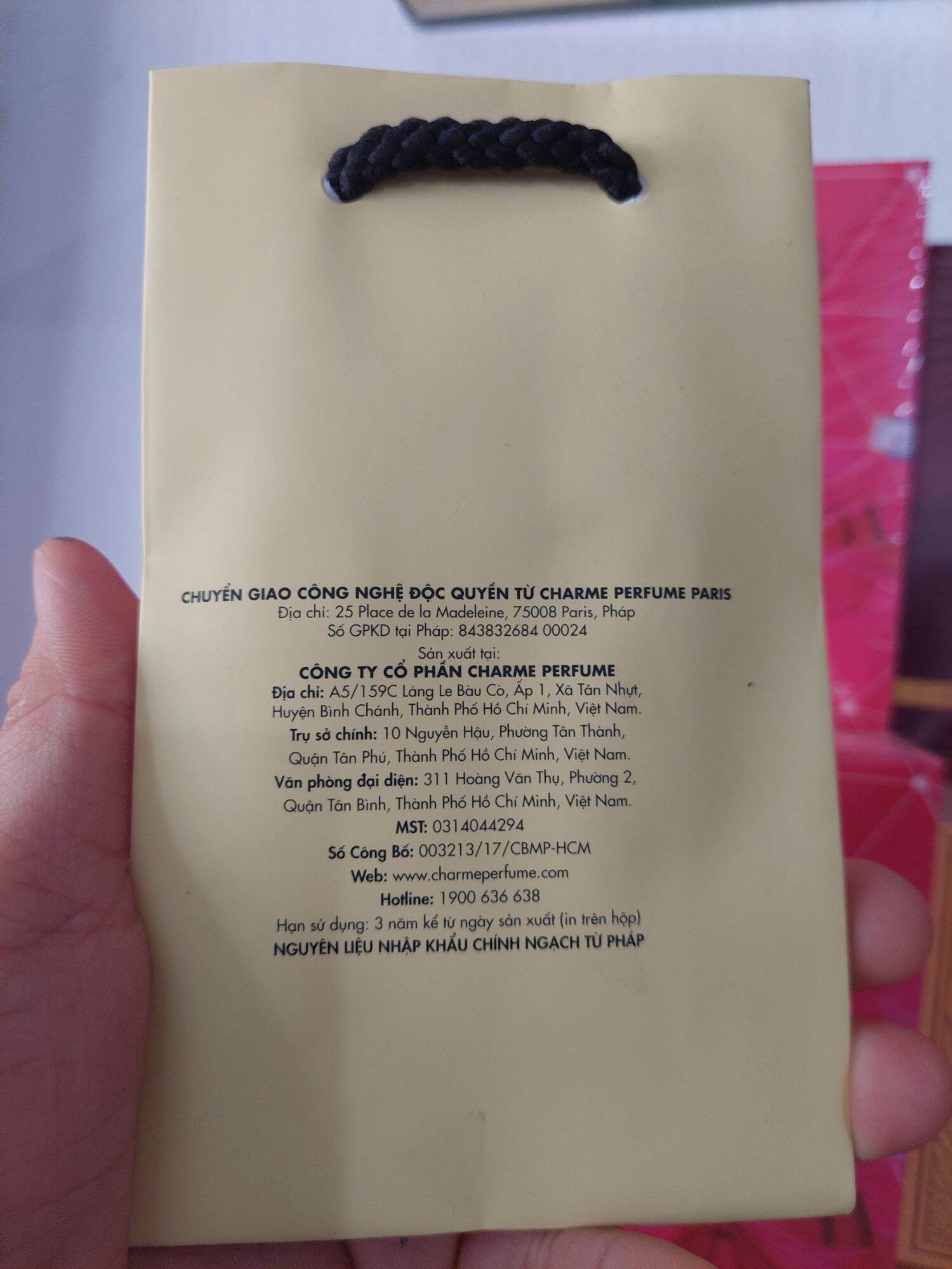 TÚI ĐỰNG NƯỚC HOA SANG CHẢNH