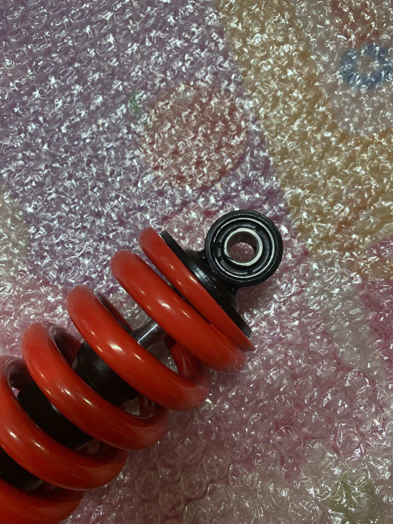 Thụt Giảm Sóc Sau Xe điện Xmen 1 giảm sóc