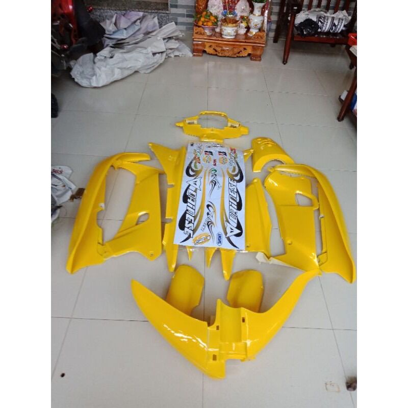 Dàn áo Wave 110 màu vàng