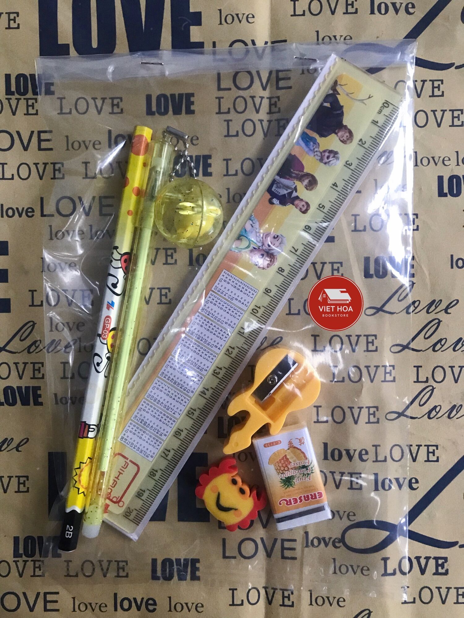 Set quà tặng 6 món cho Học sinh