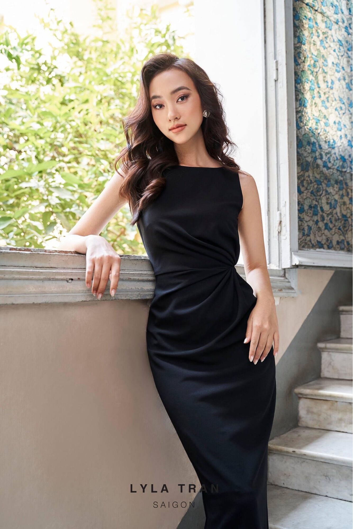 Đầm sát nách nhún eo dấu bụng đỏ/đen (ANNA)