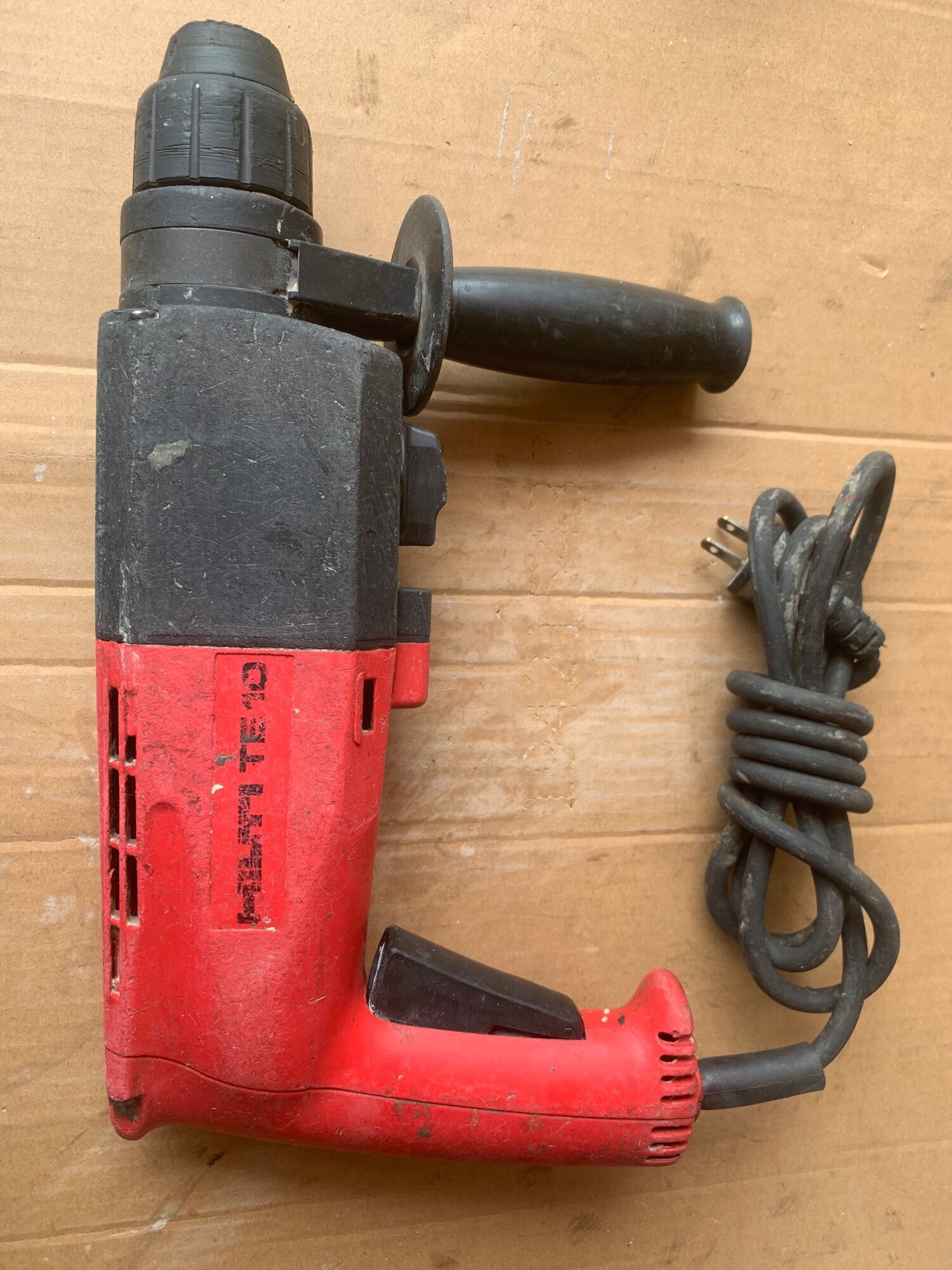 Máy khoan bê tông hilti te10