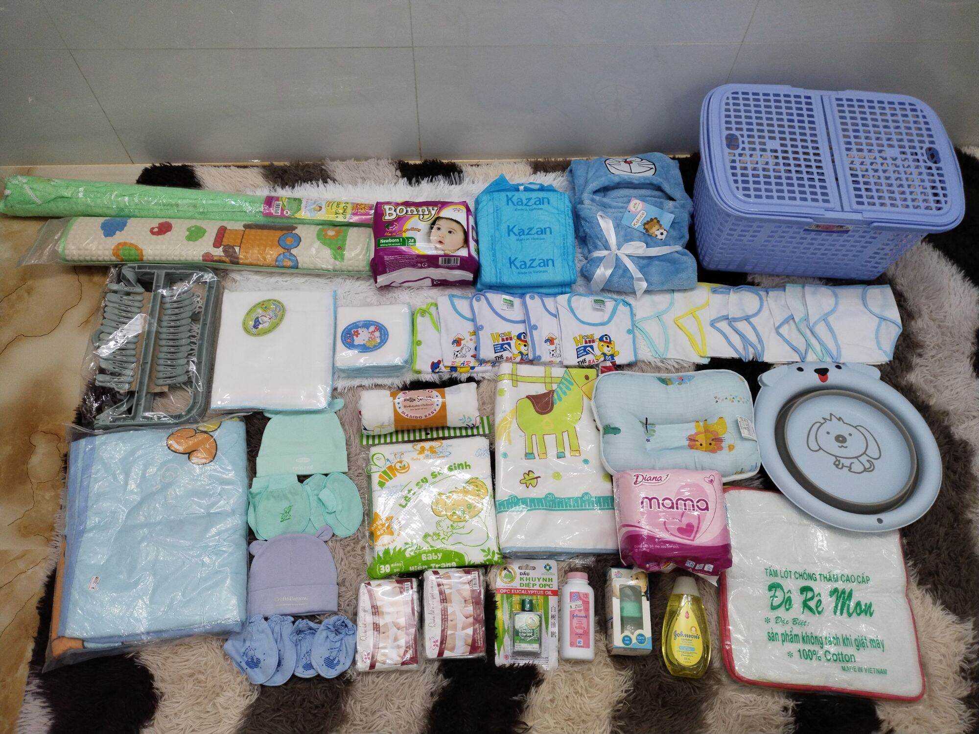 Combo trọn bộ đi sinh đầy đủ cho mẹ và bé ( quà tặng hấp dẫn cho cả mẹ và bé )