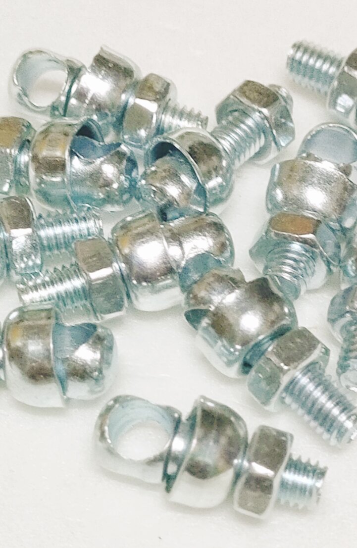 Ốc đũa dè xe đạp xi.5 -6ly x 10 con....