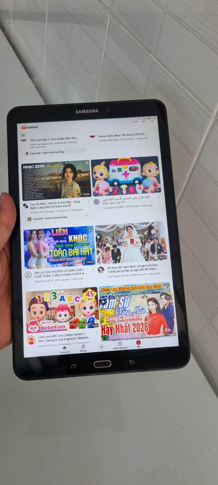 Selling Samsung T585 Tablet with 10.5 Inch Screen