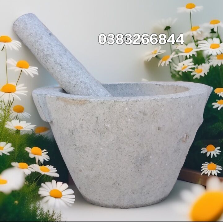 Cối và chày đá kích thước 13cm