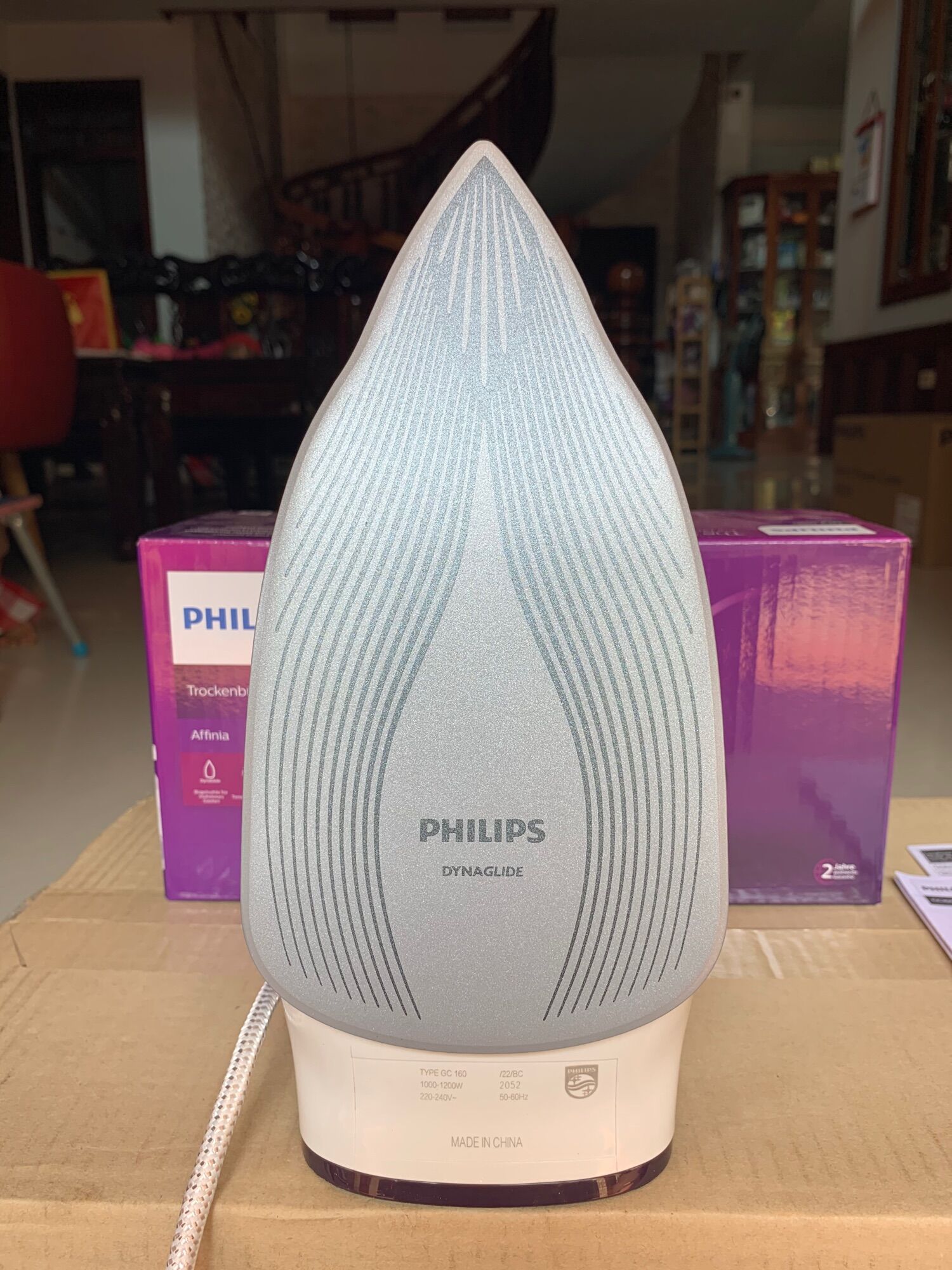 Bàn ủi Philips GC160