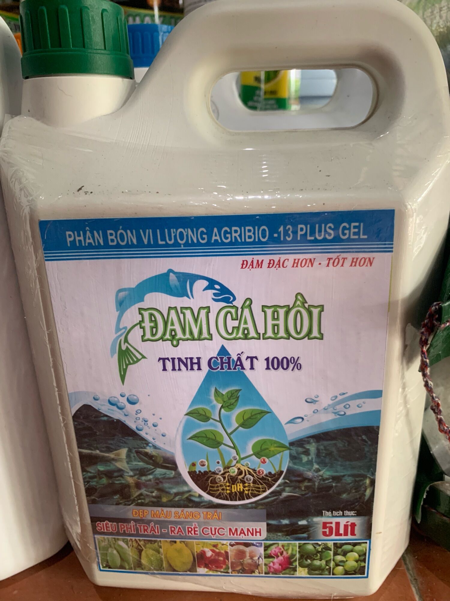 Đạm cá hồi can 5 lít