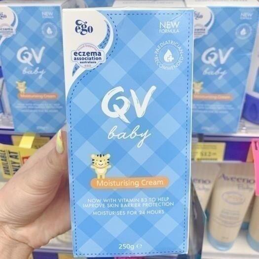 Kem dưỡng ẩm QV baby Moisturising Cream 250g