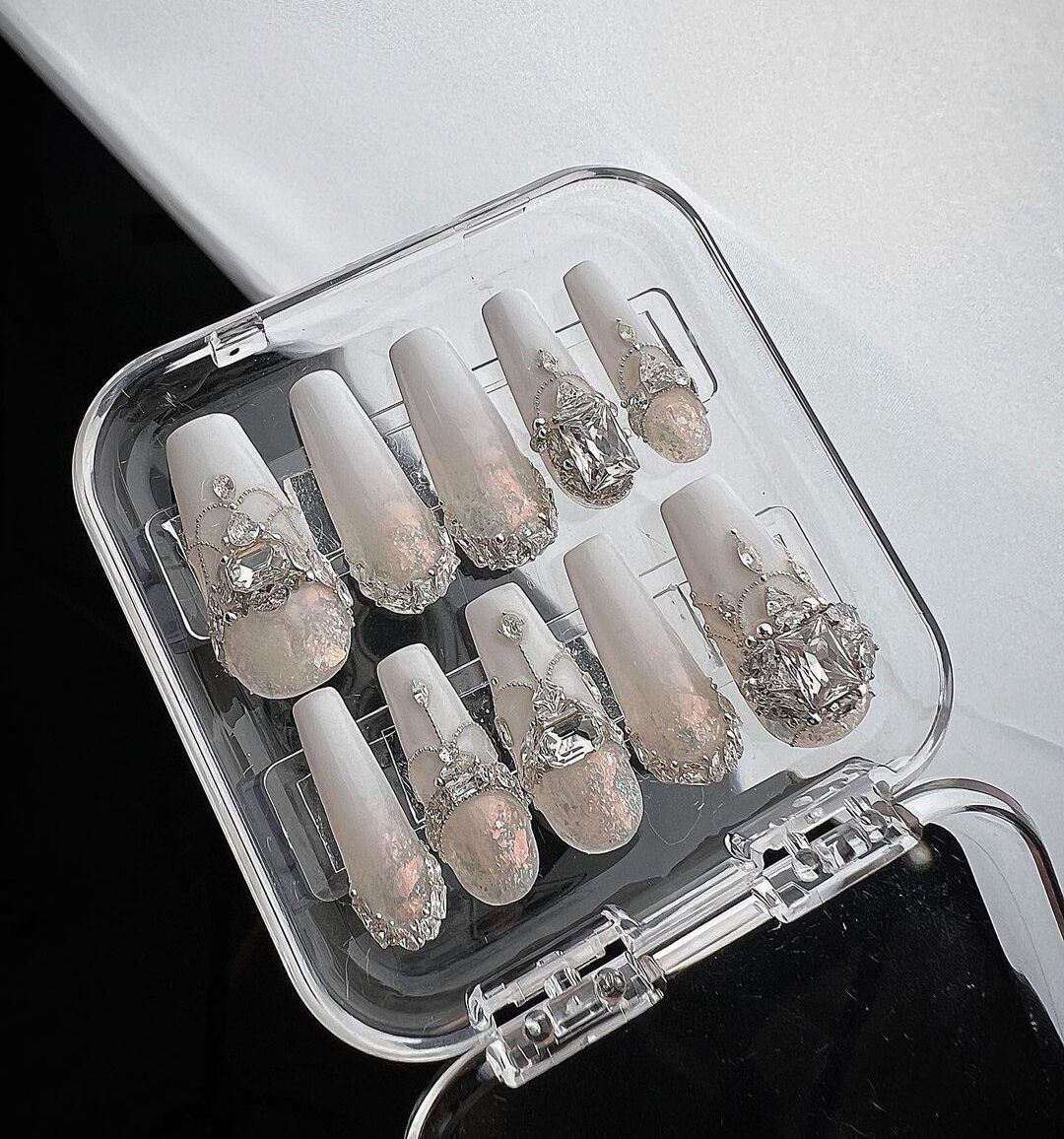 Nailbox thiết kế mẫu gắn đá, nail cô dâu, đi chơi xinh- 658