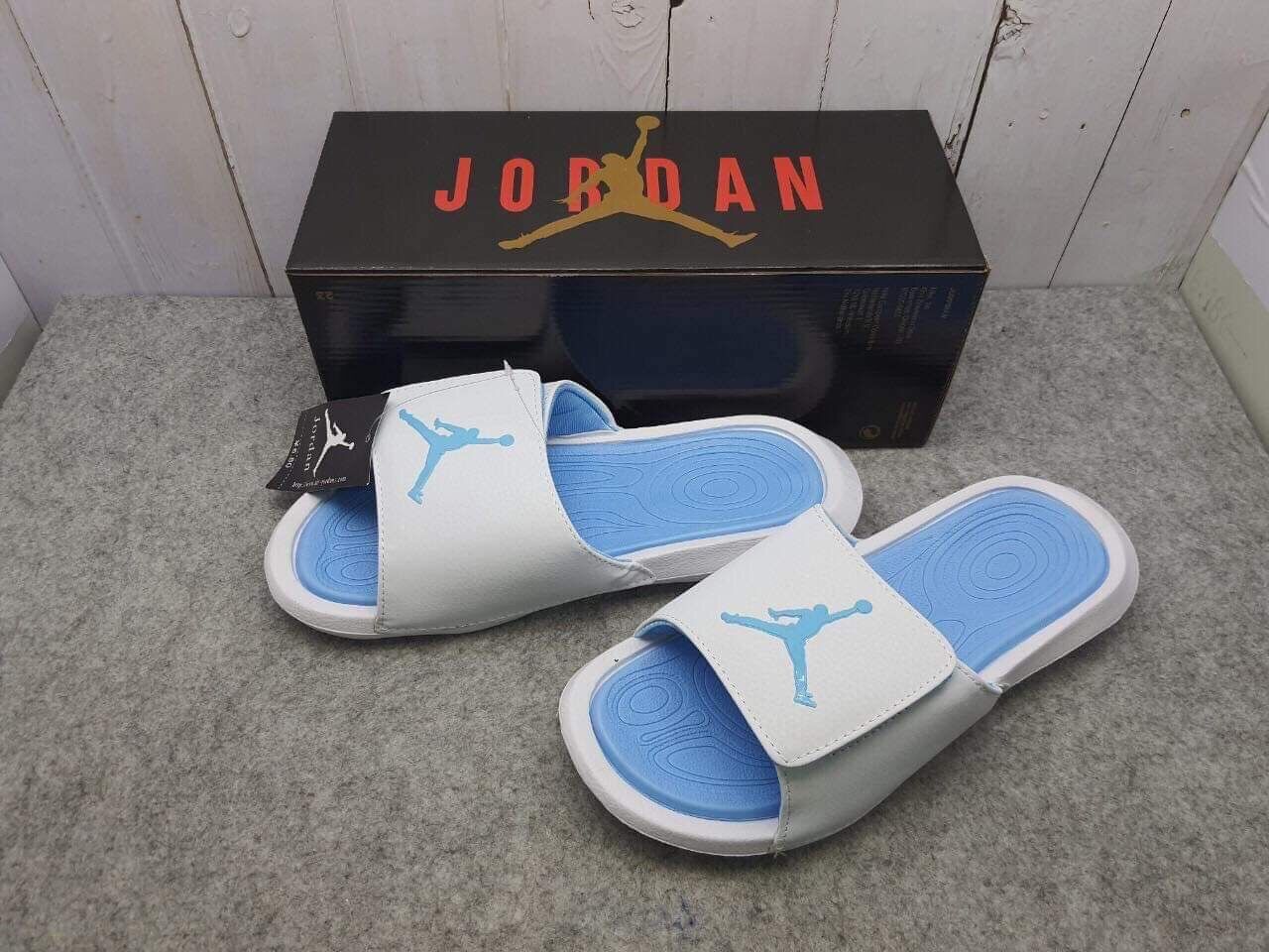 Dép Jordan nữ hàng đẹp