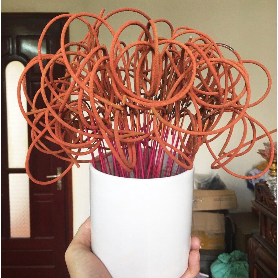 Nhang Trầm Hương cao cấp , cuộn bông lúa và số 6 ,Mùi Trầm Hương nhẹ nhàng ,Trầm Hương gói 100 nén, tàn đỏ