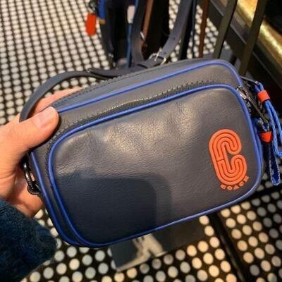 Túi đeo chéo mini Coach nam