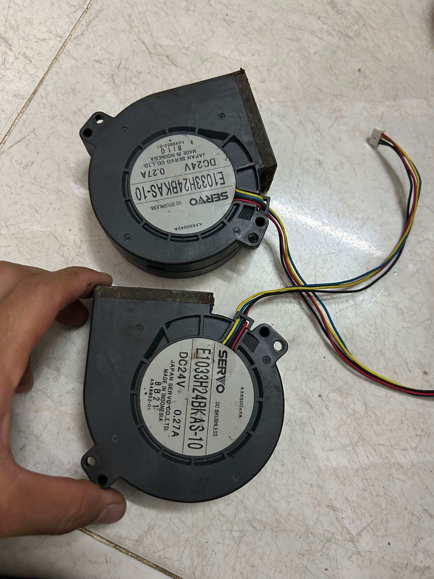 Quạt sò hút thổi dc 24v servo 24v 0.27a 10cm