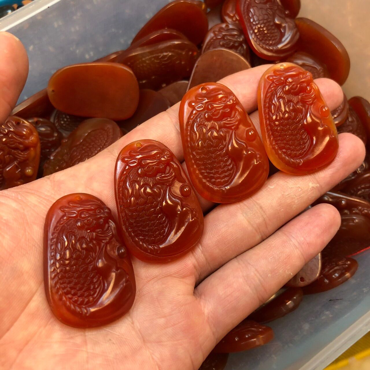 Mặt cá chép hoá rồng đá Ngọc Huyết