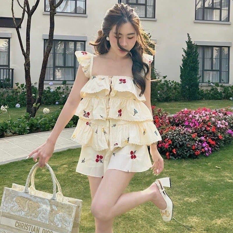 Set áo hoa tầng và quần