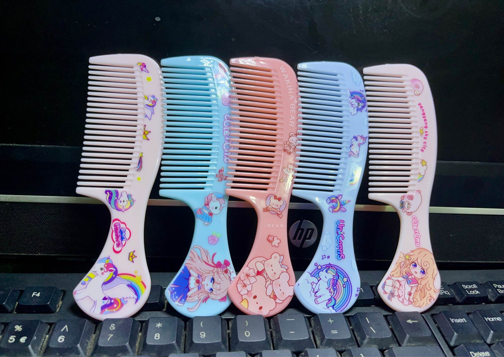 🍒Set 10 Cái Lược BẦU, Hình BÚP BÊ mini Bỏ Túi cực (dài 12cm)