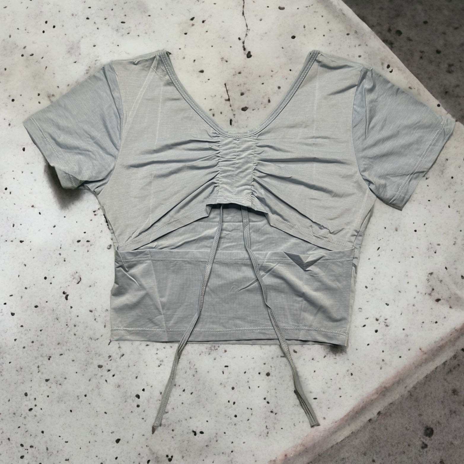 Áo croptop dây rút