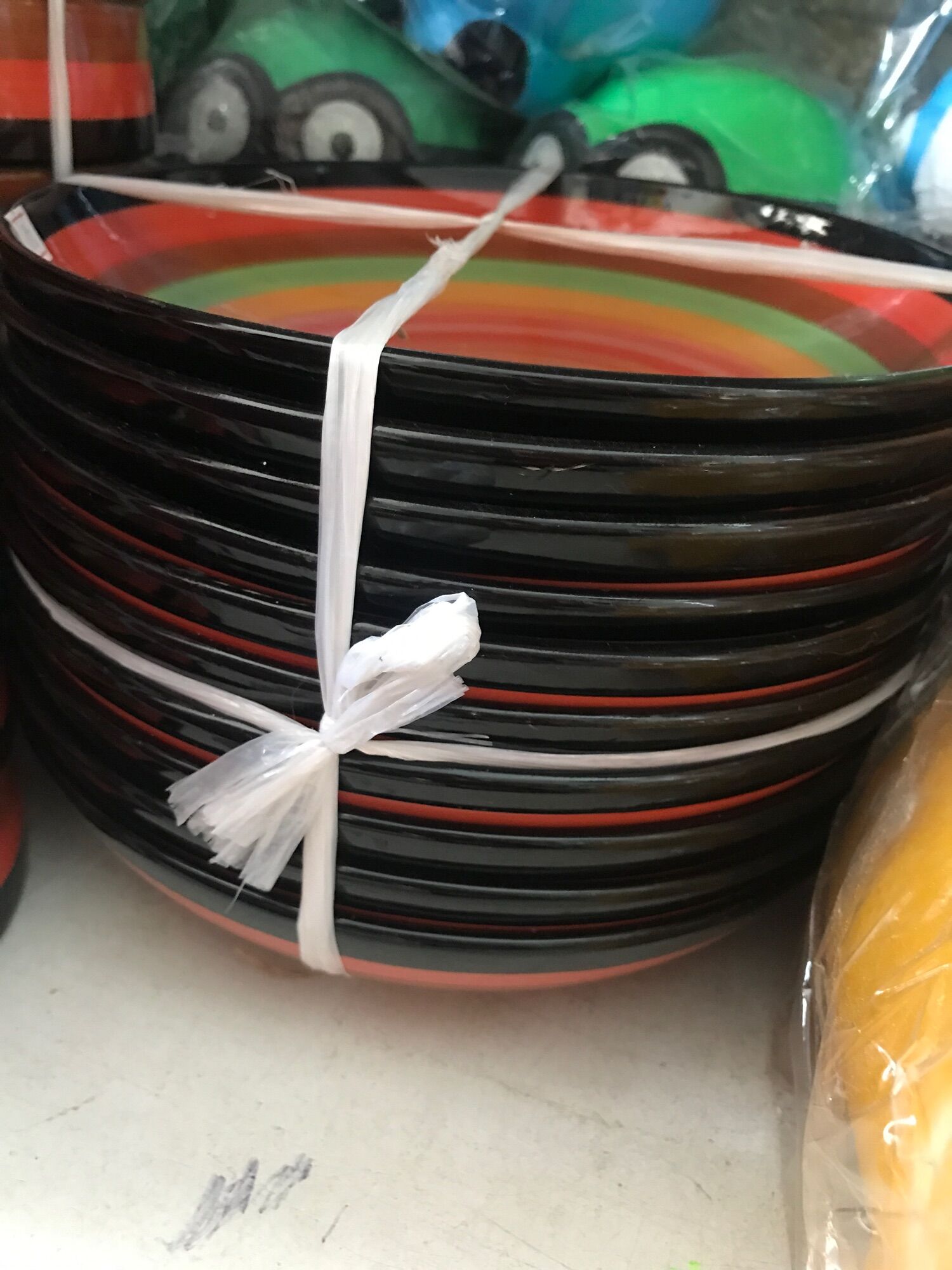 Dĩa ảo ( sâu ) ngũ sắc đại 1 cái