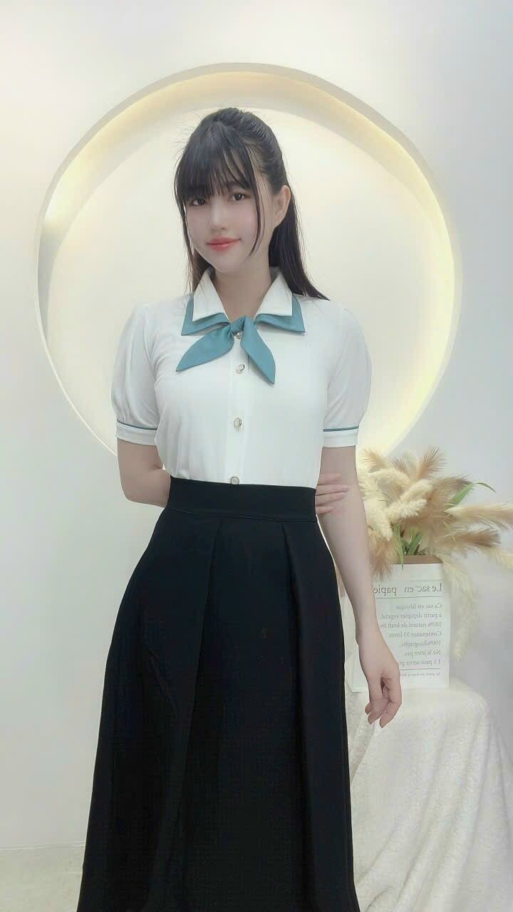 Áo sơ mi nữ tay ngắn có nơ