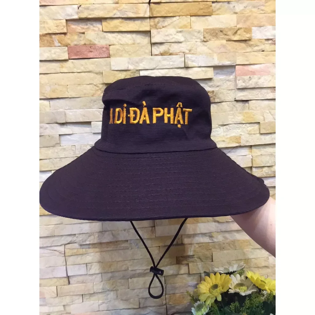 Mũ phật tử đi lễ chùa thêu chữ a di đà phật màu nâu.