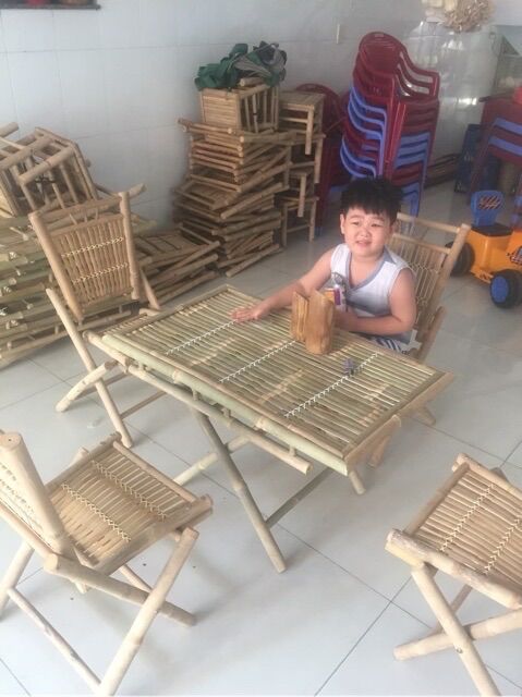 Ghế tre xếp gọn