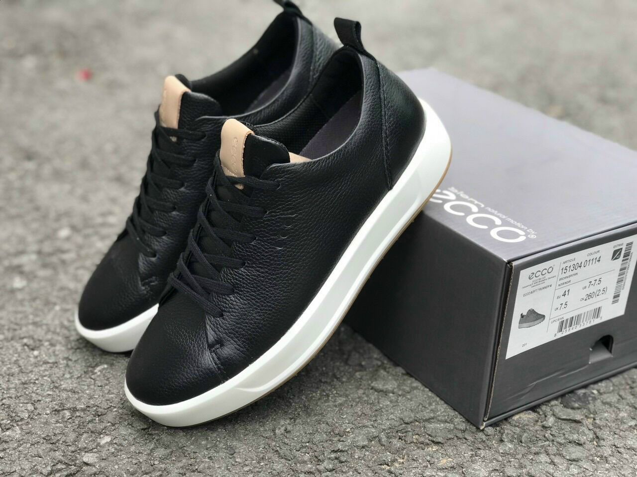 Giầy chơi golf nam ecco 2022 - thế hệ mới- công nghệ ecco gore-tex . chống thấm nước 100%, tặng 01 đôi tất hãng fj 50k.