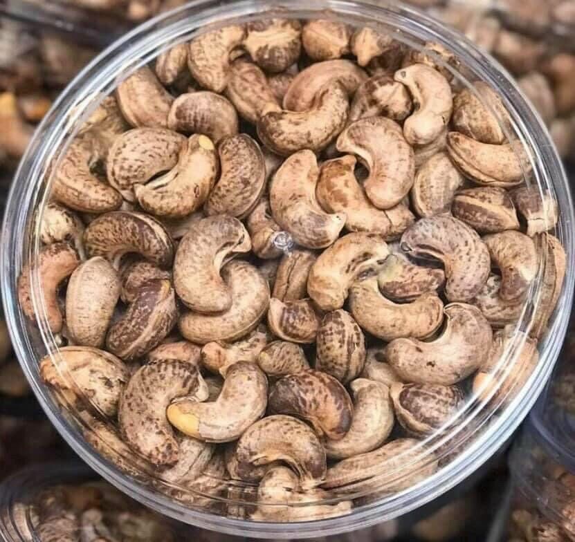 500G Hạt Điều Rang Muối Bình Phước Vỡ Loại A( còn vỏ lụa)
