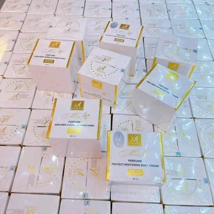 Kem body mềm mẫu mới 2023 250g
