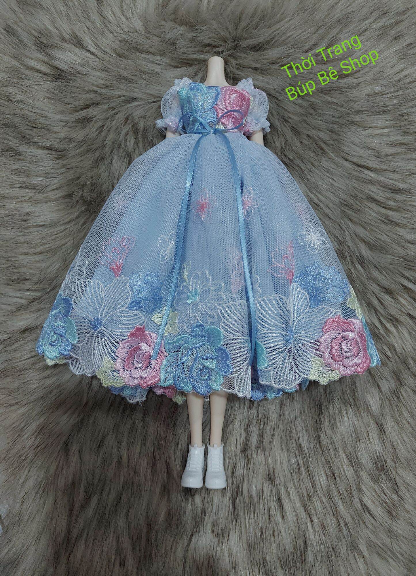 Váy xinh cho búp bê shop có các size barbie,30cm,60cm .xinyi.blythe.1/8.doris...