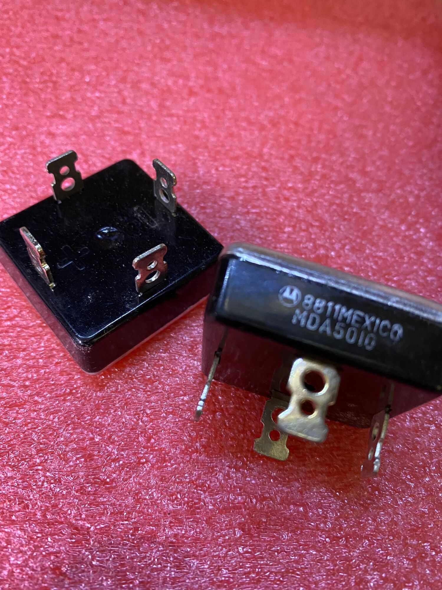Điot cầu 8811 MDA5010(2 chiếc )