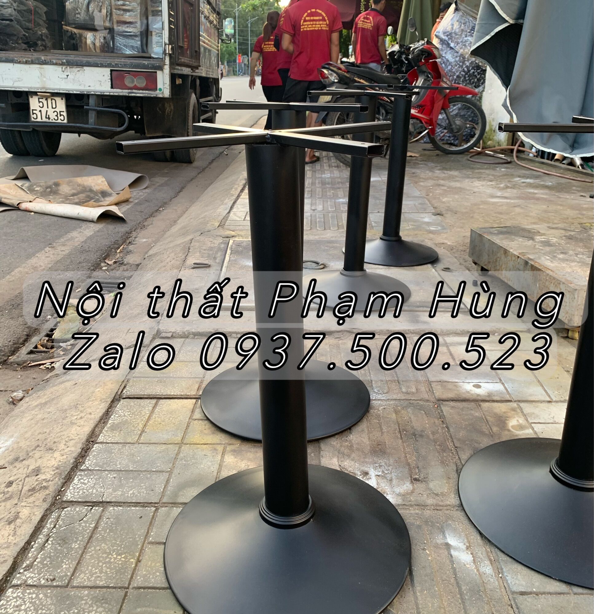 Chân bàn sắt