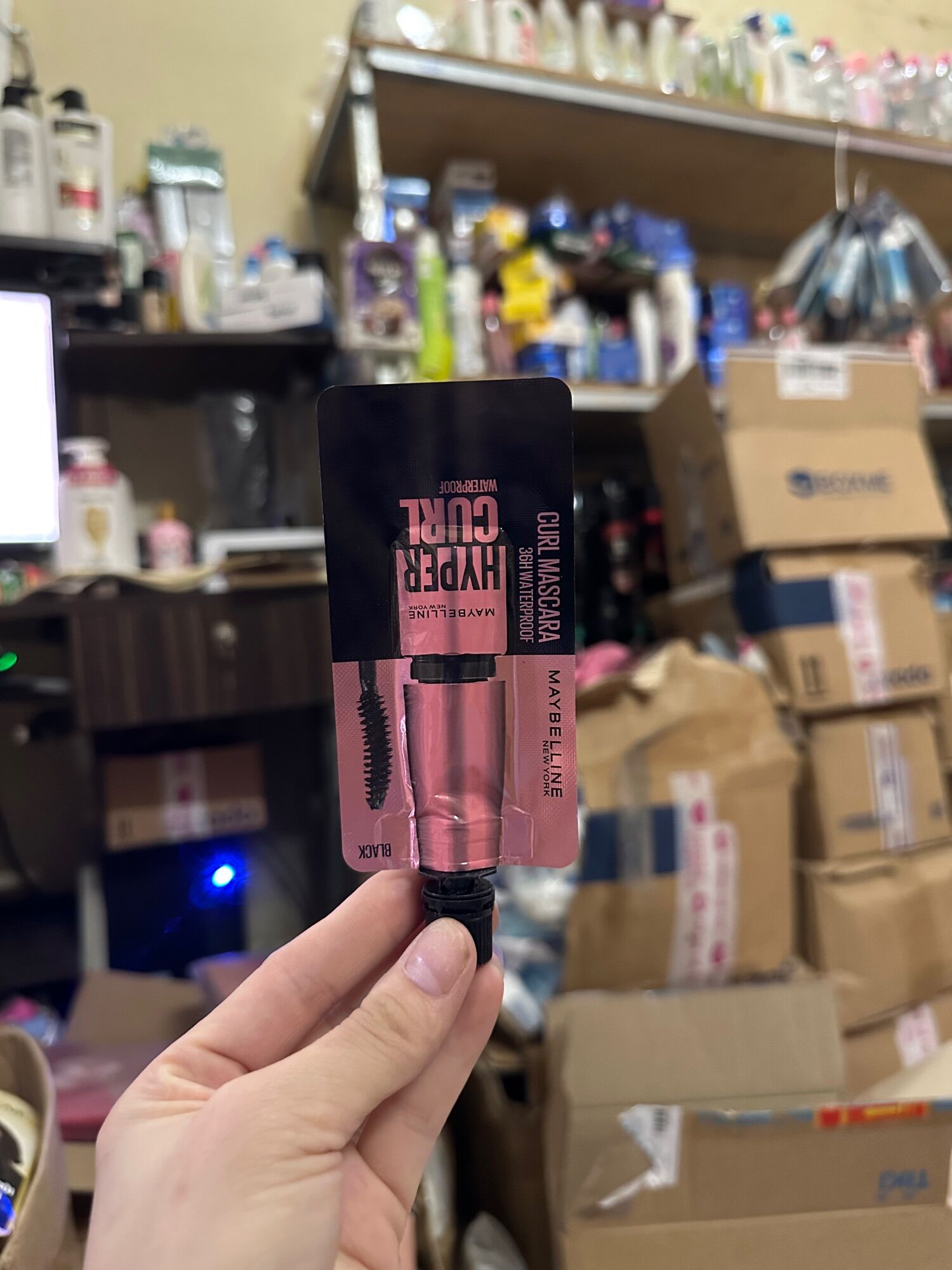 Mascara Làm Cong Và Dày Mi Maybelline Volum' Express Hyper Curl - 3ml
