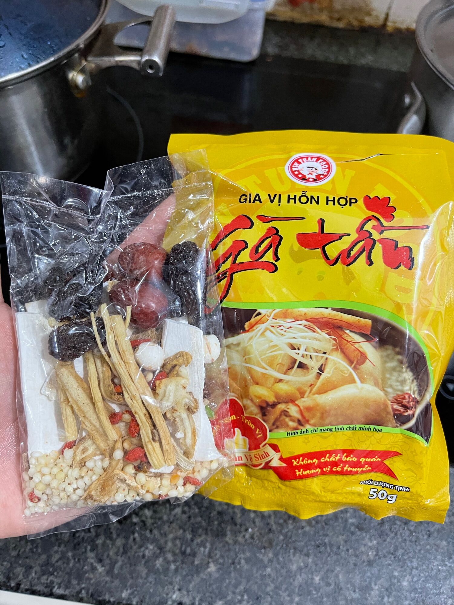 Gia vị tần gà Huy Tuấn- gói 50gr