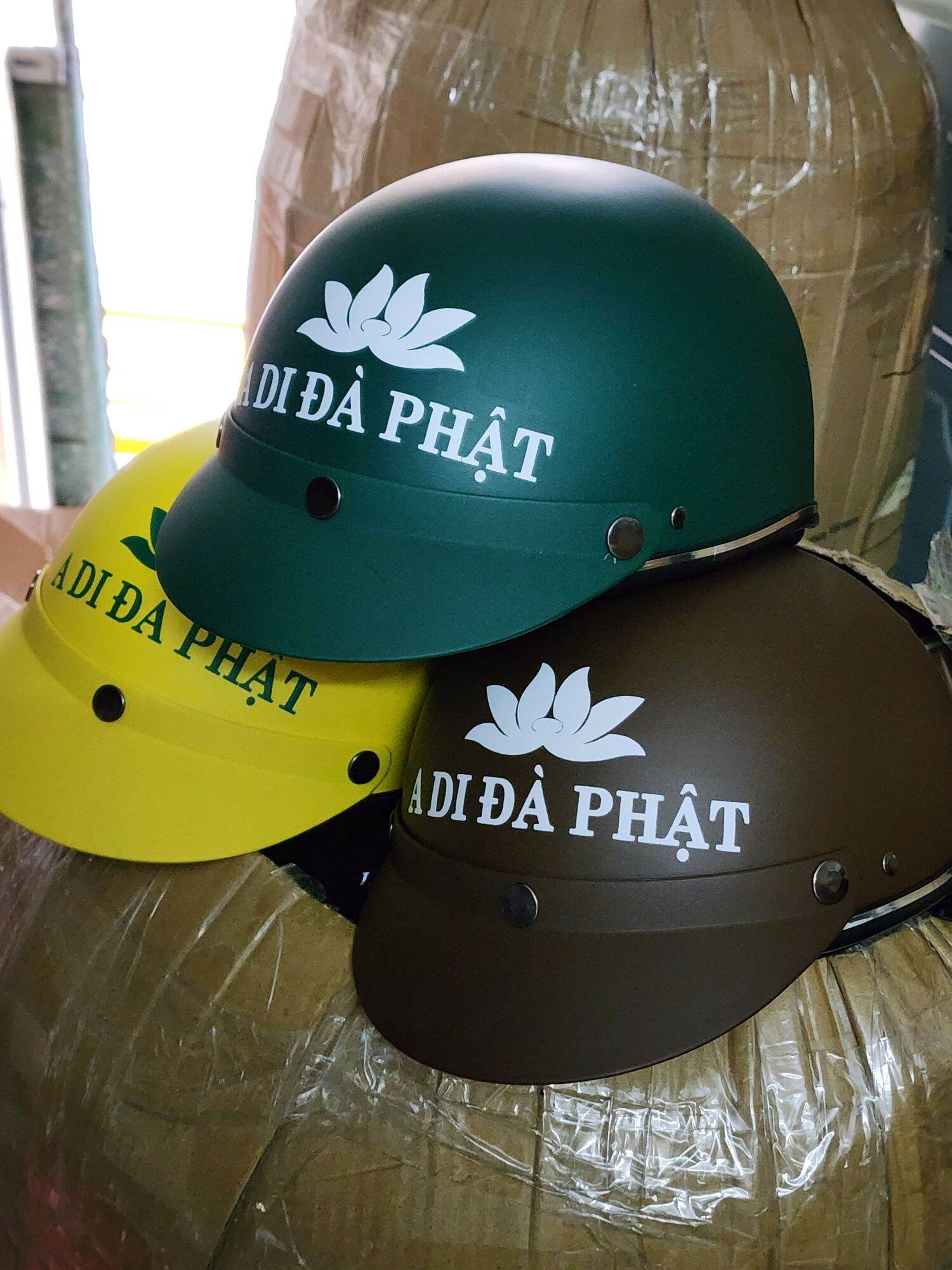 MŨ BẢO HIỂM A DI ĐÀ PHẬT Không Kính