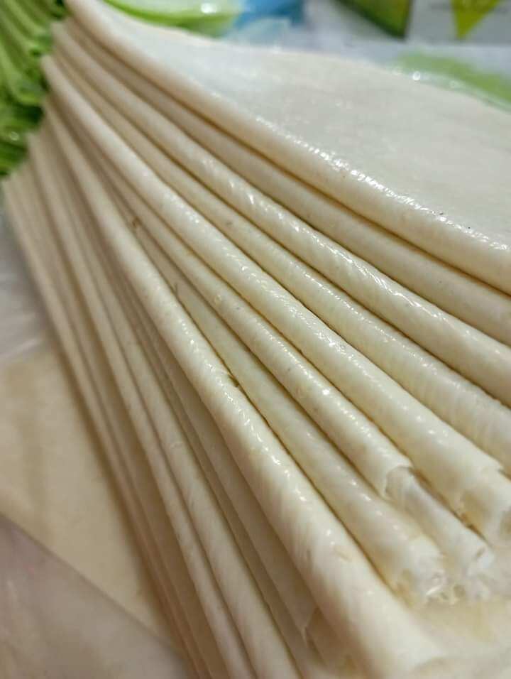10 cái bánh phồng mì sữa màu trắng