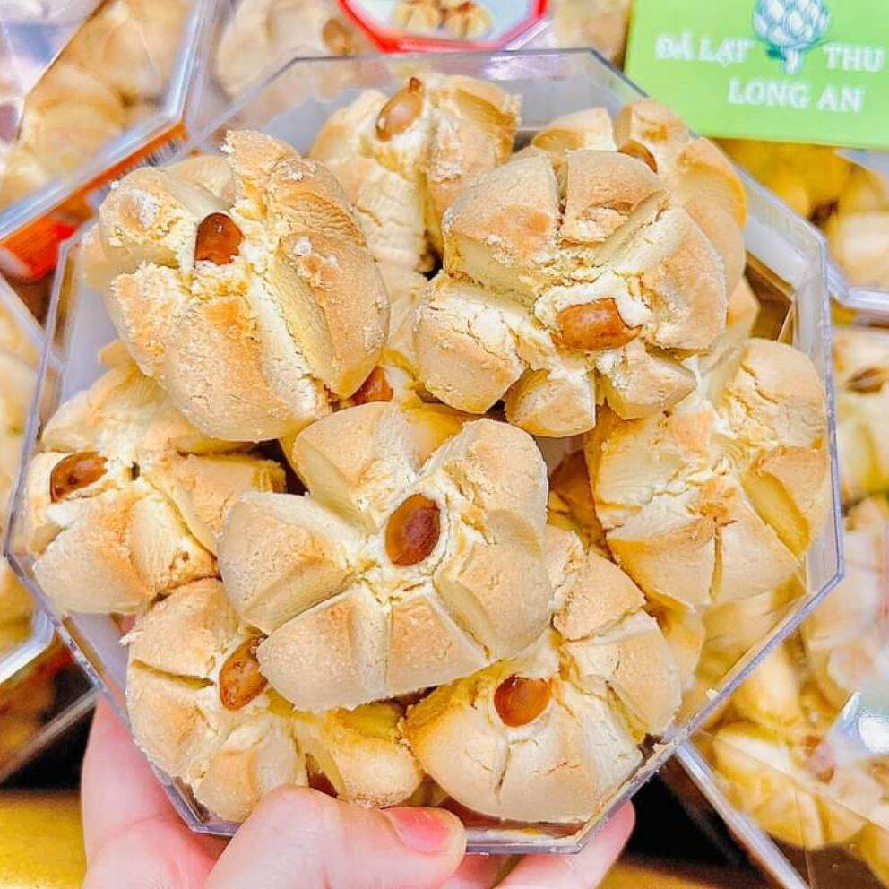 Bánh hạnh nhân tân huê viên hộp 340g