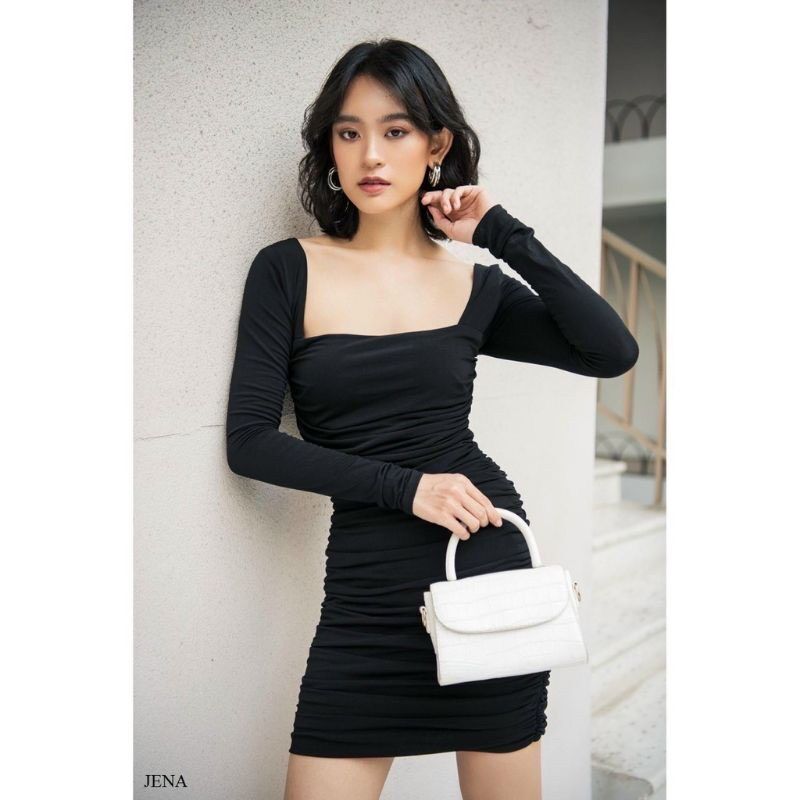 [HCM]ĐẦM BODY ĐEN CỔ VUÔNG