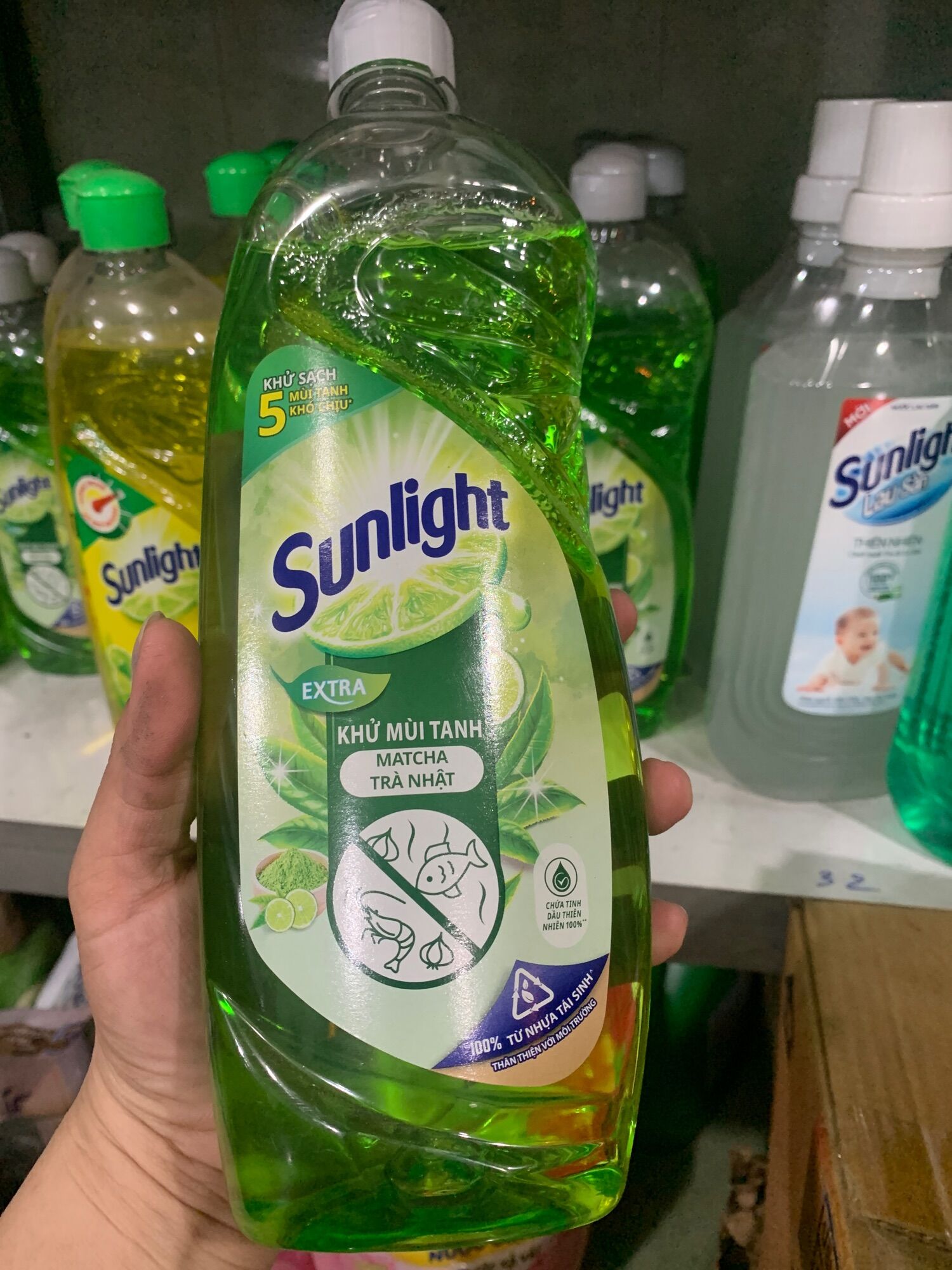 Nước rửa chén Sunlight trà xanh chai 750 ml