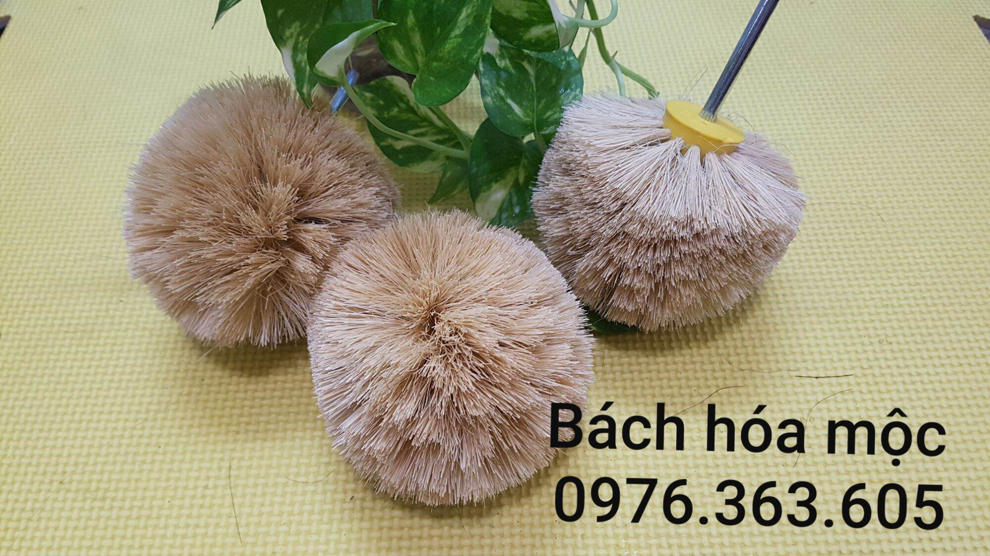 Combo 2 chiếc  chổi tre chuyên làm sạch, đánh bóng