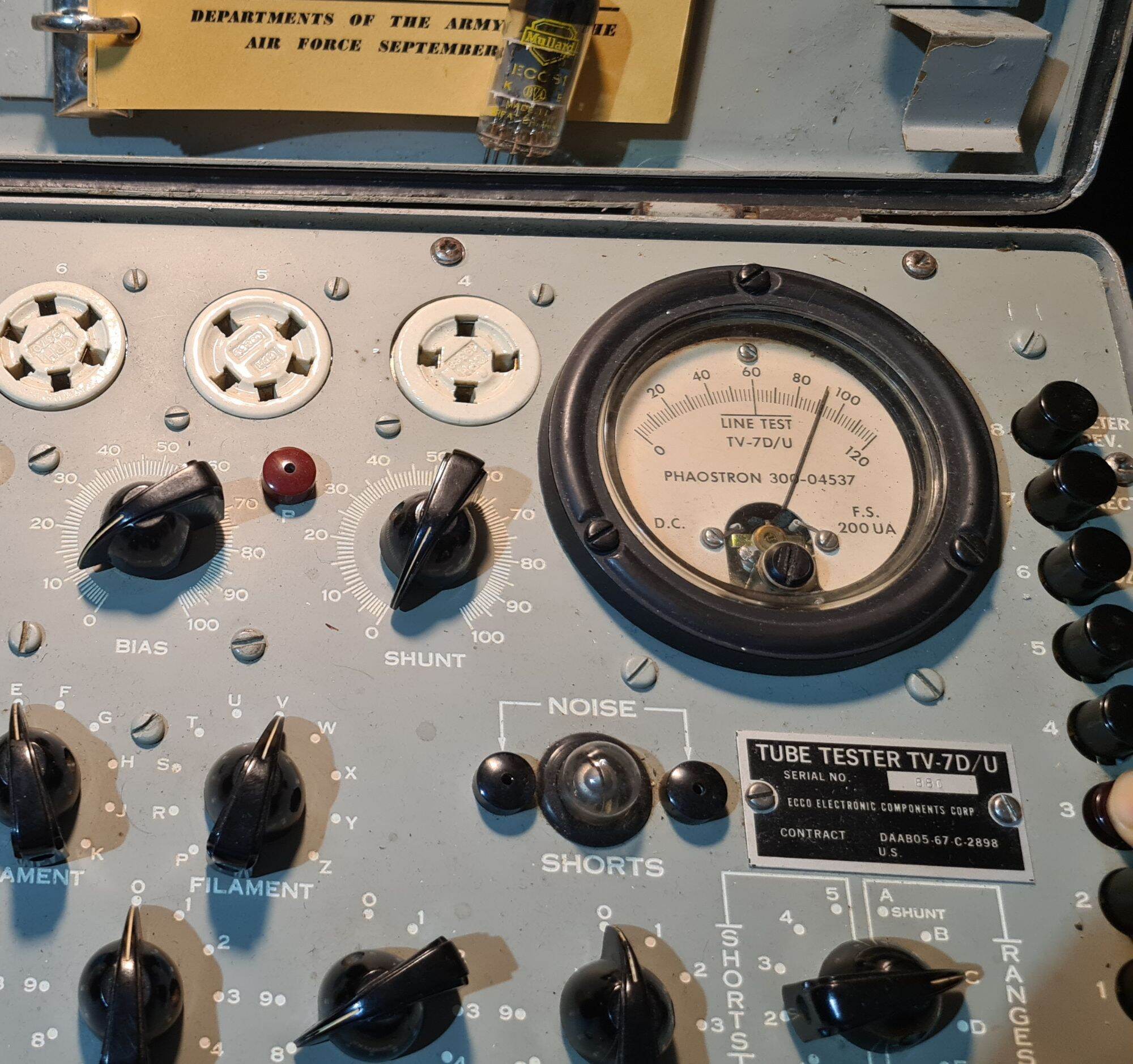 12AT7 ecc81 Mullard Nos made in england