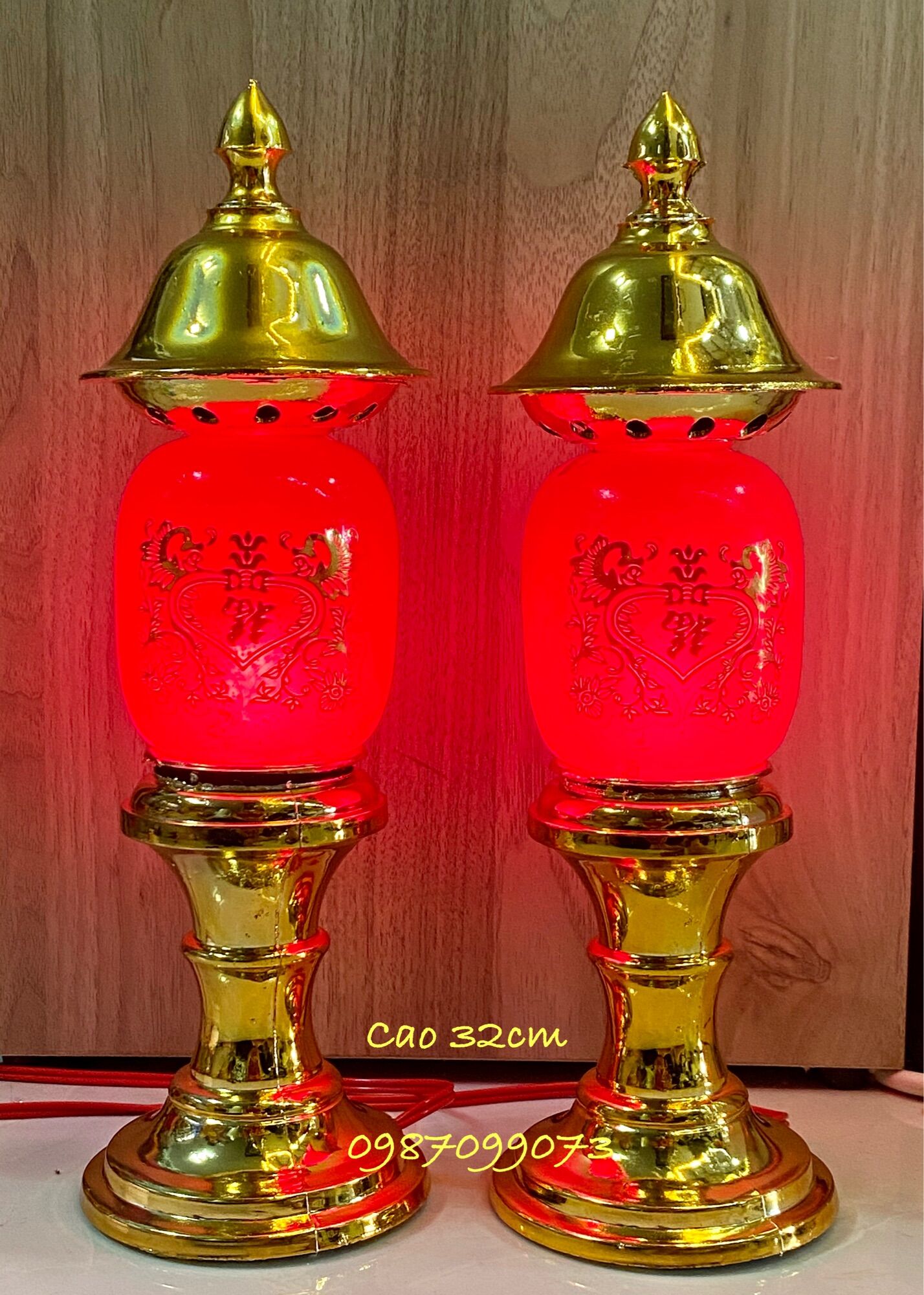 Cặp đèn thờ phú quý thuỷ tinh kèm bóng KL058