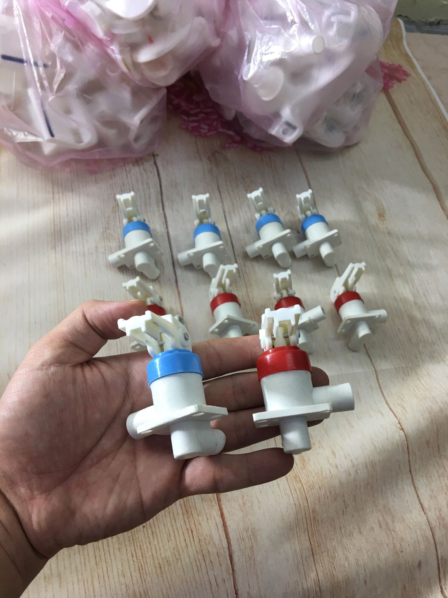 Combo 2 vòi âm cây nước nóng lạnh
