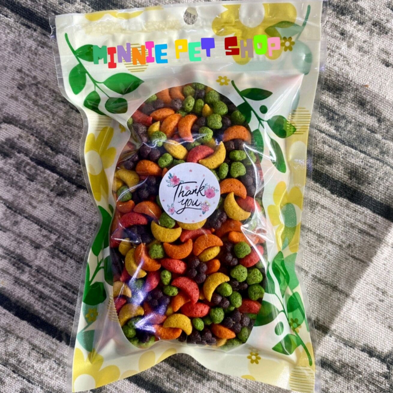 Viên trái cây Kaytee thức ăn cho Hamster, Thỏ, Bọ Ú, Sóc Bắc Mỹ (100g)