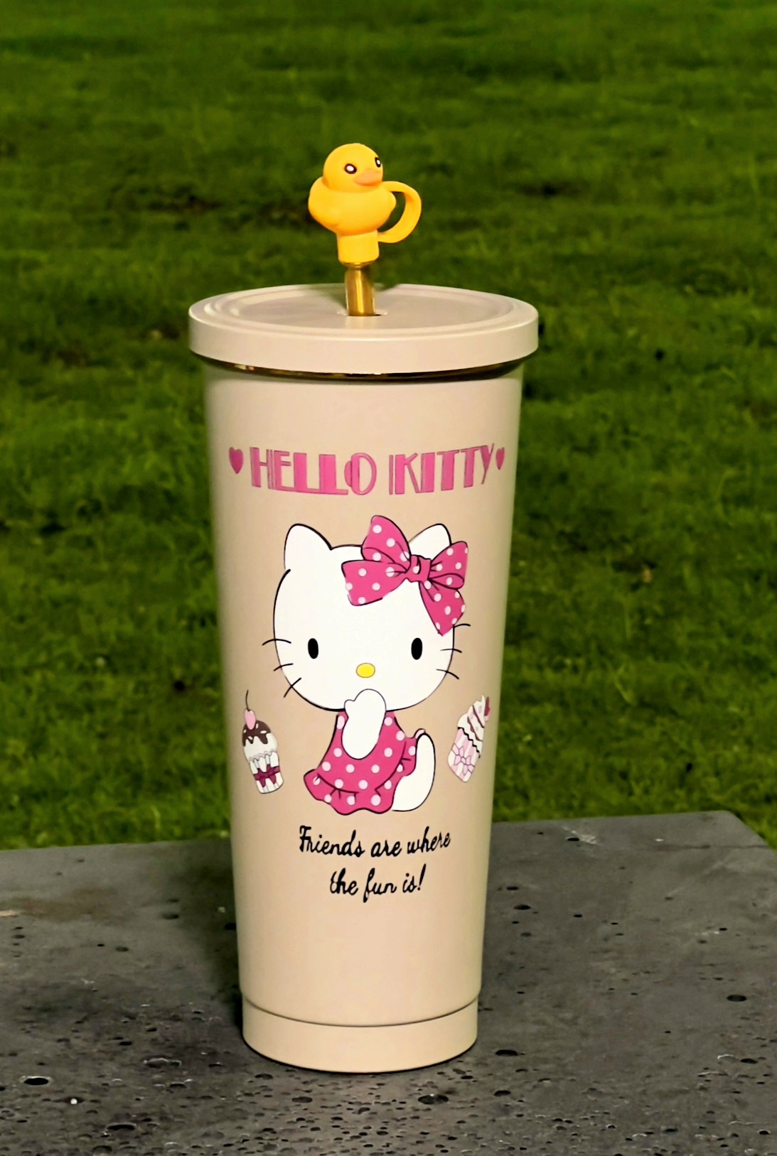 Ly giữ nhiệt Hello Kitty 750ml, mua 1 được 5 (Ly  + ống hút+Cọ vệ sinh + nút silicon chống tràn+ nắp đậy ống hút siêu cute)