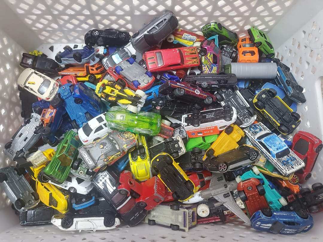 Thanh lý đồ set 10 chơi xe mô hình chính hãng