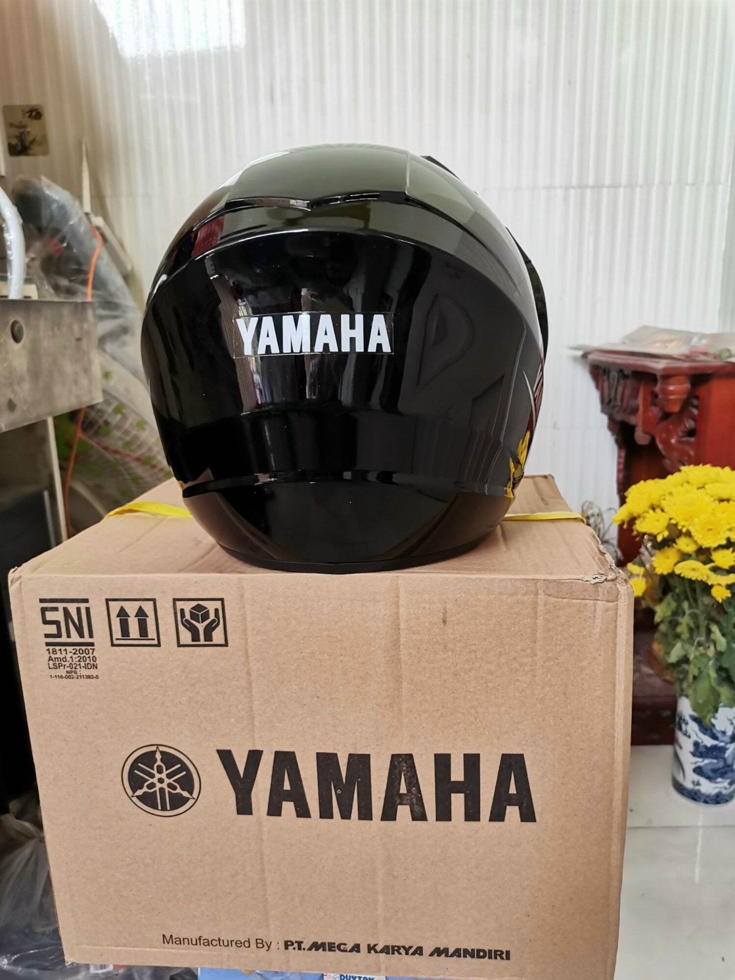 nón yamaha 3/4 hàng nhập khẩu theo xe.