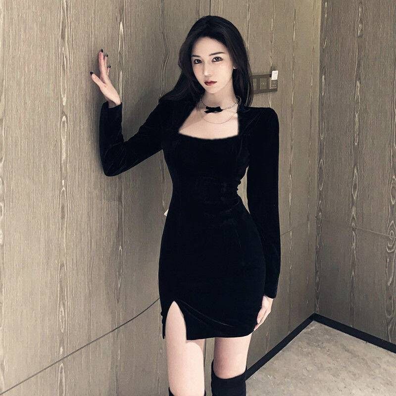 Đầm nhung cổ viêng hở lưng
